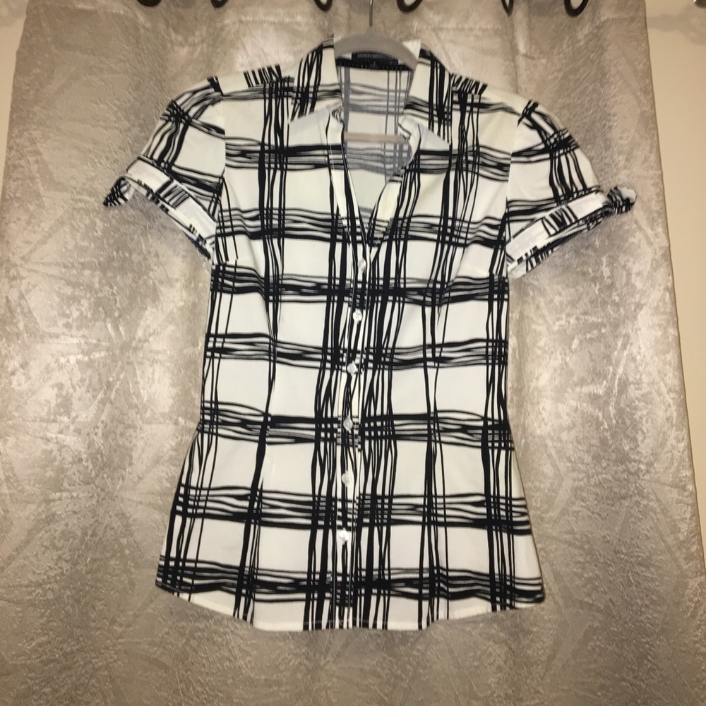 Black and white button down blouse